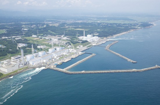 　　福岛第一核电站(图)开始向大海排放污染水。 